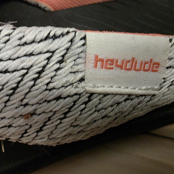 Hey Dude Black and Grey Flip Flops - Picture 5 of 5